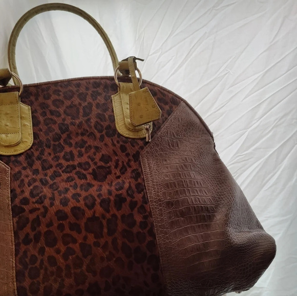 Mito Milan Overnight Bag EUC ❤️ - Picture 8 of 17